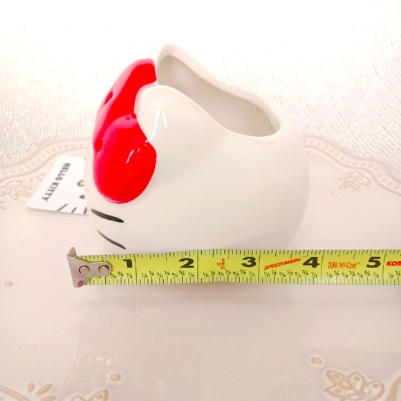 Bioworld × Hello Kitty By Sanrio Figural Ceramic Mug - Picture 12 of 13